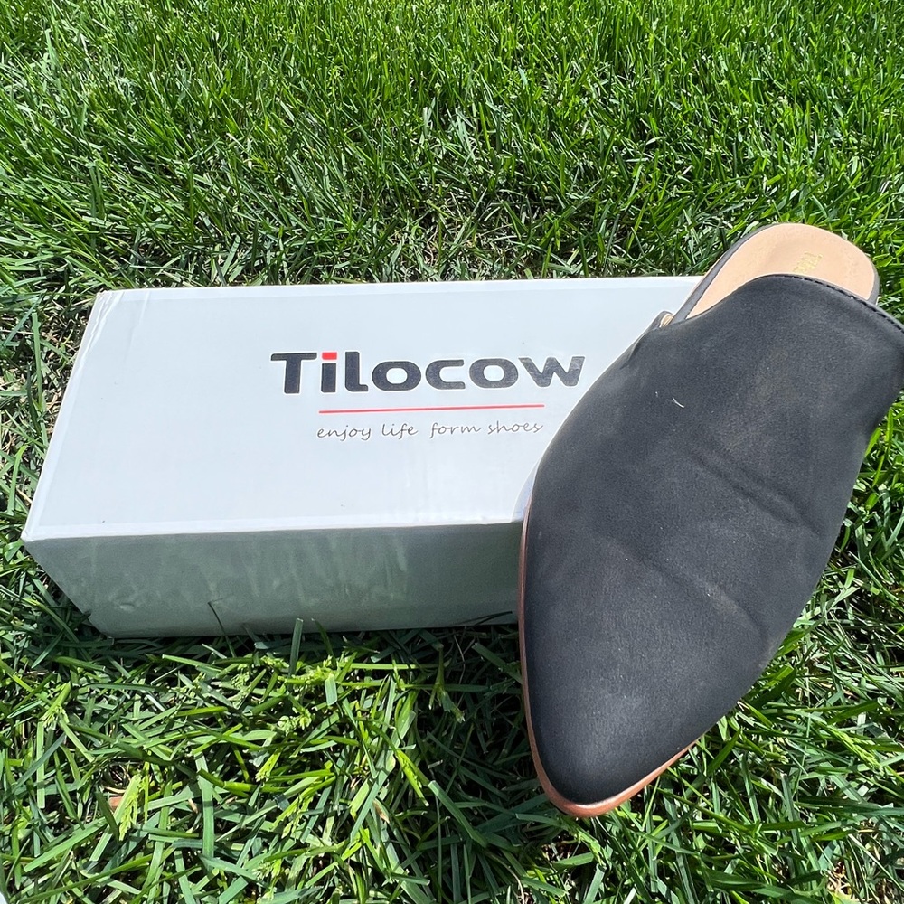 Brand New Women’s Black Tilocow Mules-Size 9.5